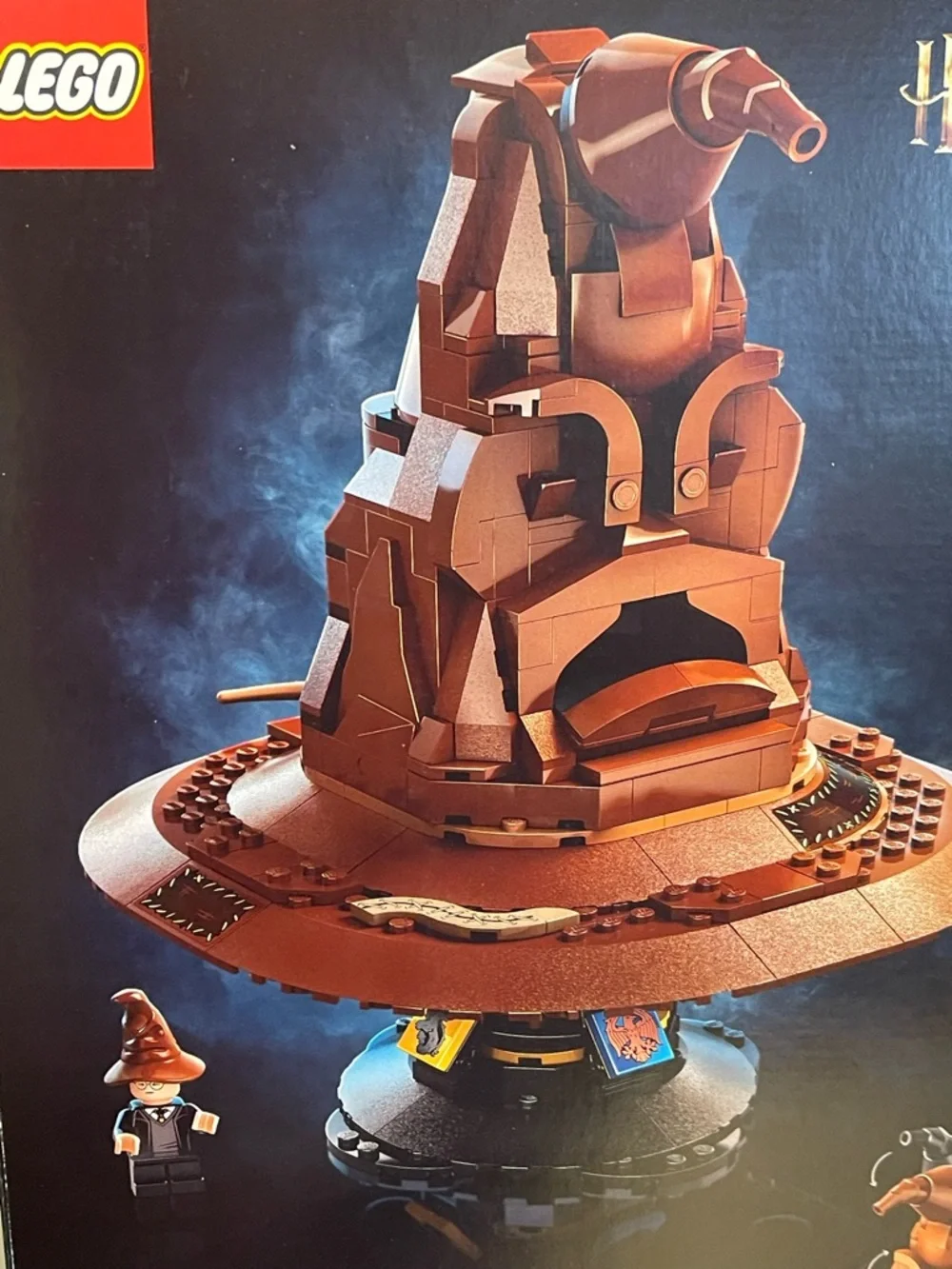 LEGO Harry Potter Talking Sorting Hat Set Hogwarts Hat 76429 561Pcs 18+ NIP - Picture 8 of 11